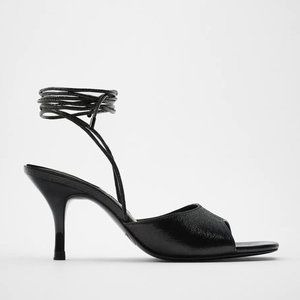 NEW ZARA TIED HEELED SANDALS
